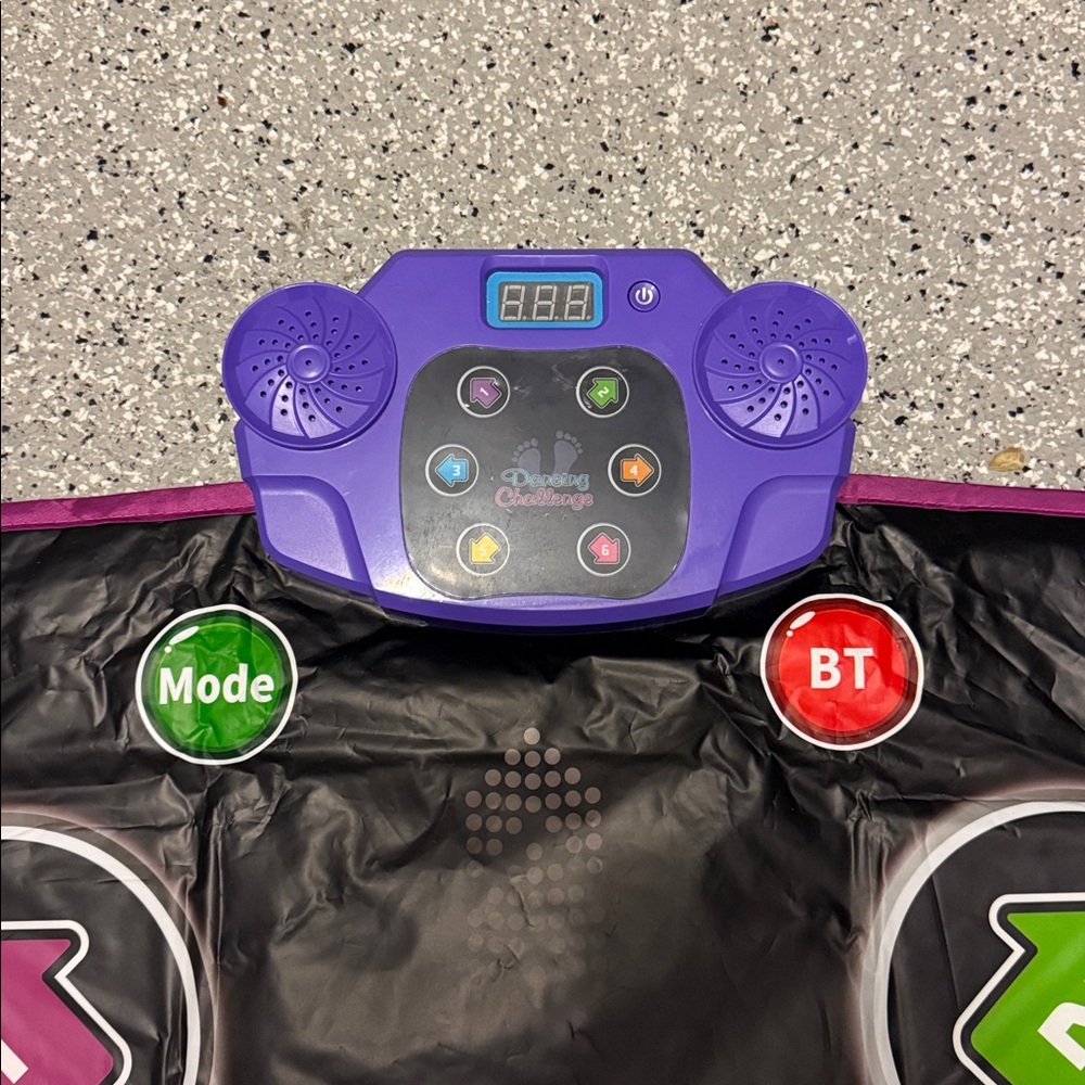 Dancing Challenge Mat with Bluetooth - Picture 2 of 3